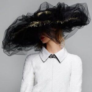 Burberry Lady Check Cotton Shirt Black, Grey and White Size 6 US